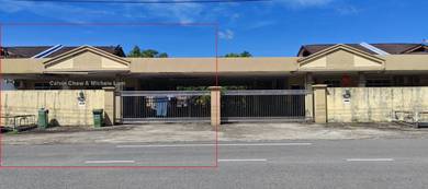 Semi-Detached House For Sale in Miri,SWK