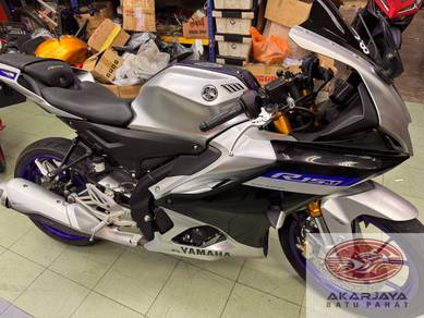 Yamaha R15