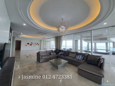 Condominium For Rent in 8 Gurney ( The Shore )