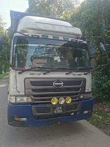 HINO P11c