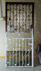 Pintu Grill Terpakai & Mortise Lock