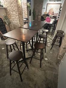 Table & Chairs
