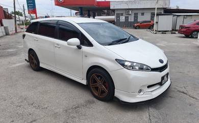 Toyota Wish S in Kota Bharu, KTN