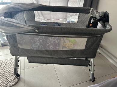 baby cot