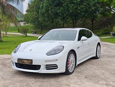 2014 Porsche Panamera 4
