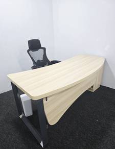 Meja boss Cantik 
