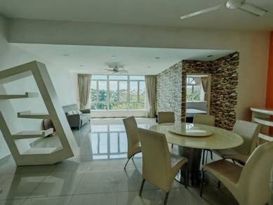 Apartment For Sale in Tanjung Indah