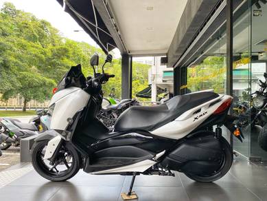 Yamaha XMAX