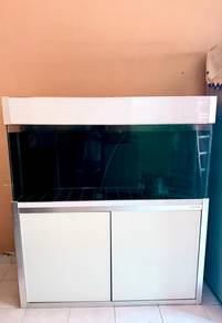 Aquarium 4ft for sale with complete set