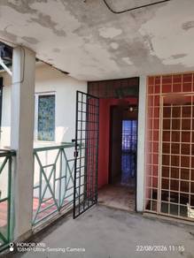 Apartment For Sale in Pangsapuri Putra Laksamana