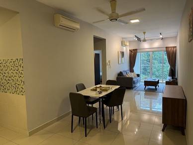Condominium For Rent in Metropolitan Square