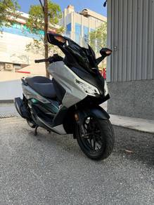 Honda Forza 250