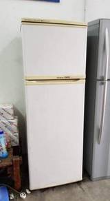 Ais Hesstar fridge 2 doors Peti Sejuk Refrigerator