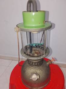 Kerosene Pressure Lantern (vintage lamp)