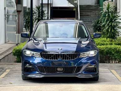 BMW 320i 20i SPORT in Desa Petaling, KUL
