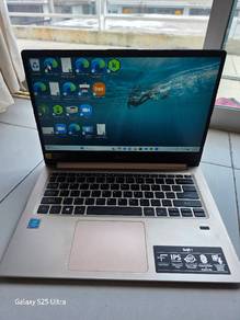 Light weight, Giod Condition Acer Laptop