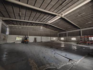 Warehouse / Factory For Sale in Cheng,MLK