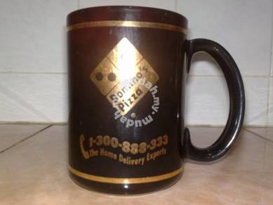 Cawan vintage domino's mug cup