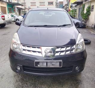 Nissan Grand Livina PREMIUM/LUXURY in Batu Pahat, JHR