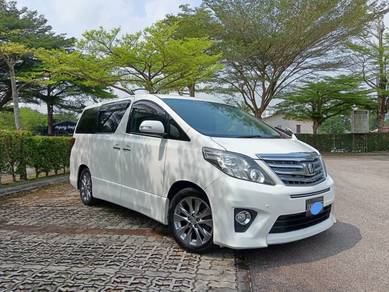 Toyota Alphard 240G in Johor Bahru, JHR
