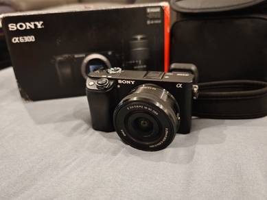 Sony A6300 With Kit lens 