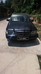 Mercedes Benz C200 200 AVANTGARDE (CKD) in Seremban, NSN