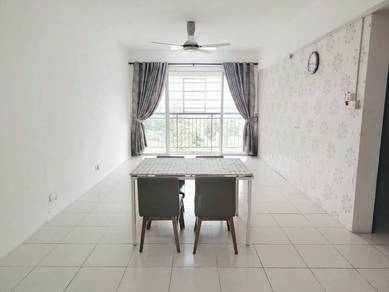 Apartment For Rent in Hijauan Heights