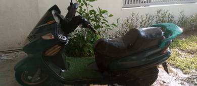Modenas Elegan
