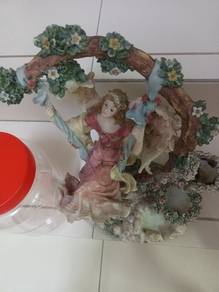 garden displayed item 