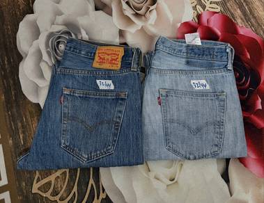 Levi’s 501 sz 32 Combo:…