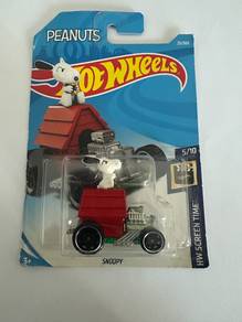 SNOOPY - Car Hot Wheel