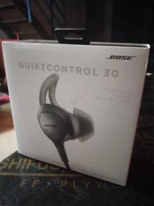 Limited Edition Bose Quietcontrol 30