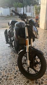 Benelli 150S