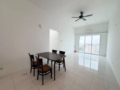 Condominium For Sale in Summer Place