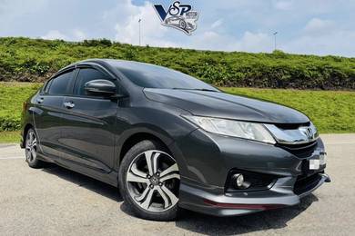 Honda City V in Seri Kembangan, SGR