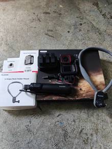 Insta360 Ace Pro 2 Complete POV Vlogger Set