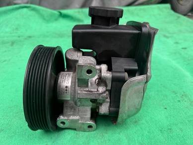 MERCEDES w203 POWER STEERING PUMP