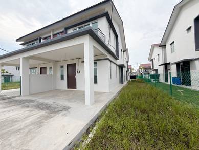 Semi-Detached House For Sale in Jasin,MLK