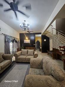 Semi-Detached House For Rent in Shah Alam,SGR