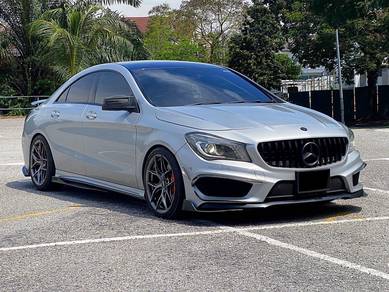 Mercedes Benz CLA180 180 (CBU) in Kajang, SGR
