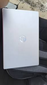 laptop second hand baru setahun pakai