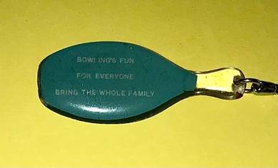 MALAYSIA FEDERAL BOWL KEYCHAIN Bowling