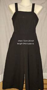 jumpsuit black