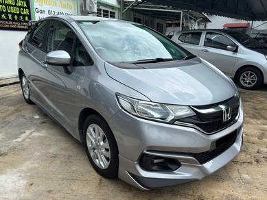 Honda Jazz Hybrid HYBRID in Jelutong, PNG