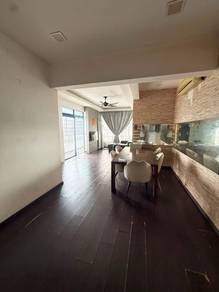 Condominium For Sale in Aster Court