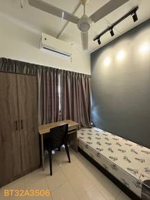 Room in Bandar Bukit Tinggi, SGR