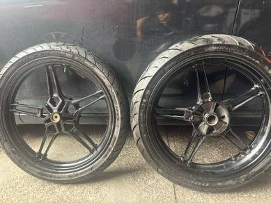 Tayar Motor Y15 V2