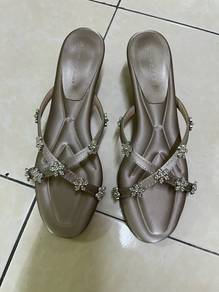 Dr Cardin heels
