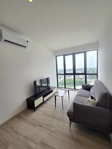 Condominium For Rent in Milano Eight