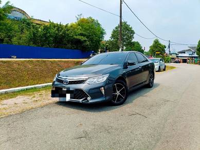 2016 Toyota Camry HYBRID